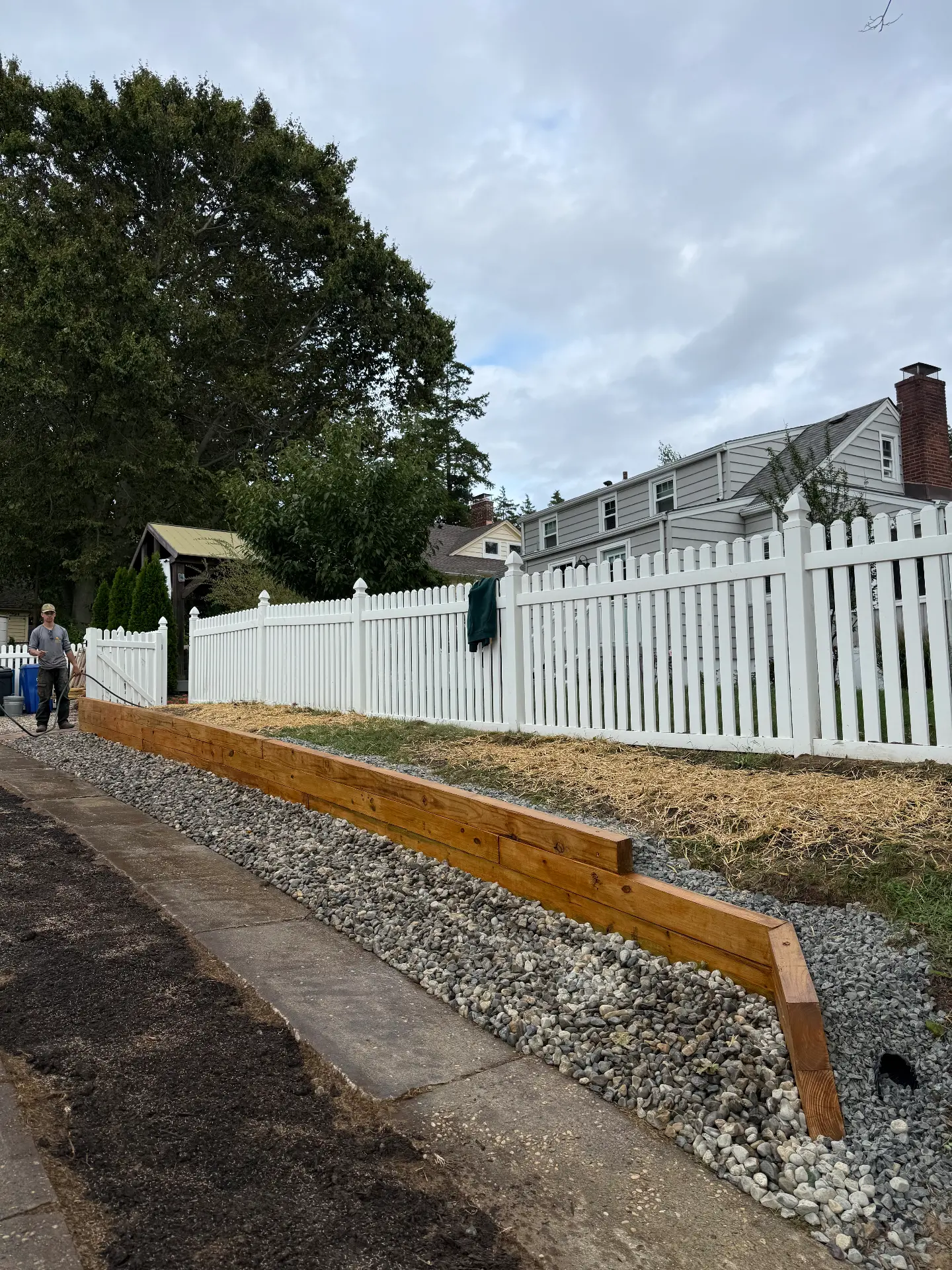 Finished retaining wall installation by TrueLine Outdoor Services